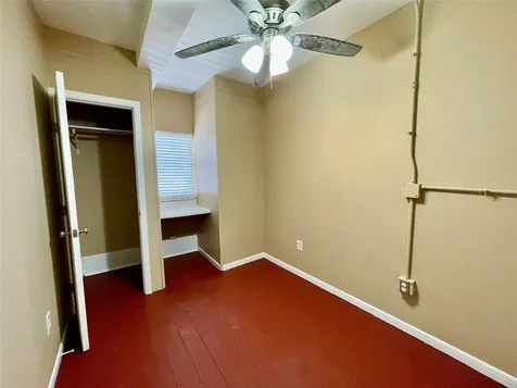 1814 Avenue M 1/2 1 Galveston TX 77550