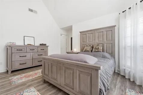 1627 N Hearthside Drive Richmond TX 77406