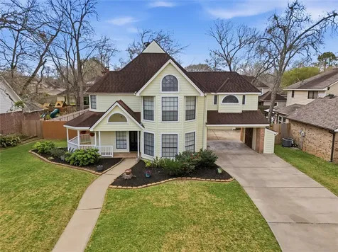 1627 N Hearthside Drive Richmond TX 77406