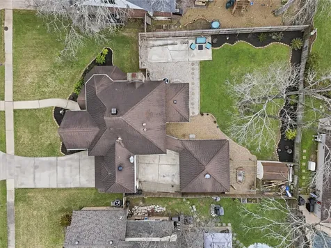 1627 N Hearthside Drive Richmond TX 77406