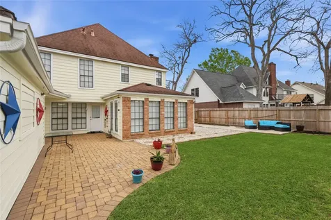 1627 N Hearthside Drive Richmond TX 77406