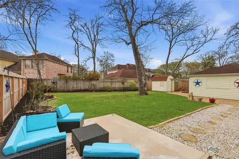 1627 N Hearthside Drive Richmond TX 77406