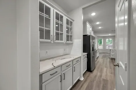 4 Logan Creek Lane Conroe TX 77304