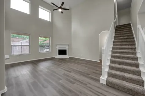 4 Logan Creek Lane Conroe TX 77304