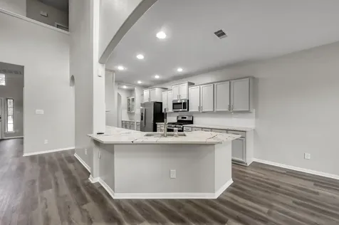 4 Logan Creek Lane Conroe TX 77304
