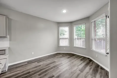 4 Logan Creek Lane Conroe TX 77304
