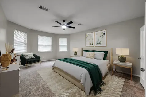 4 Logan Creek Lane Conroe TX 77304