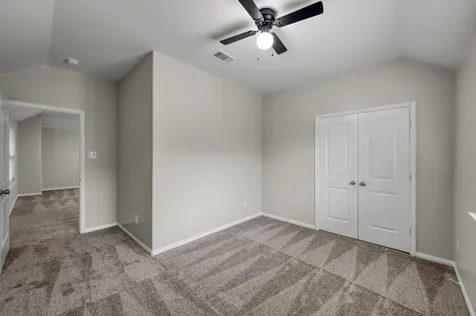 4 Logan Creek Lane Conroe TX 77304