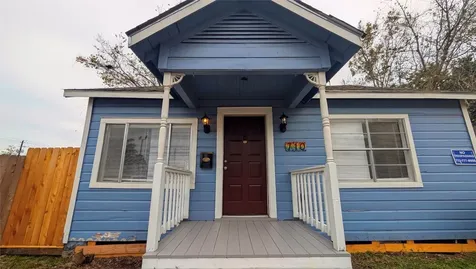 710 W 23rd Street Houston TX 77008