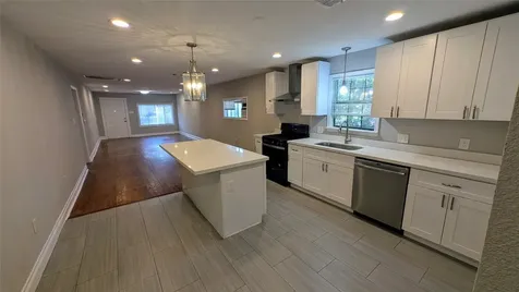 710 W 23rd Street Houston TX 77008