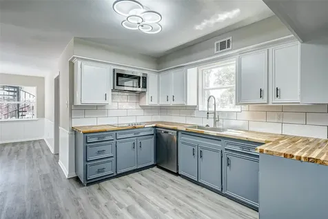 5219 Lookout Mountain Drive Houston TX 77069