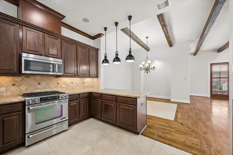 5218 Feagan Street F Houston TX 77007