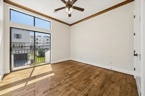 5218 Feagan Street F Houston TX 77007