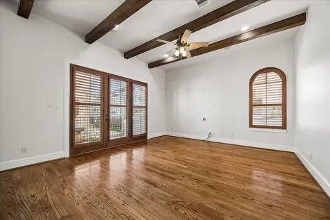 5218 Feagan Street F Houston TX 77007
