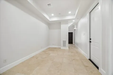 5218 Feagan Street F Houston TX 77007