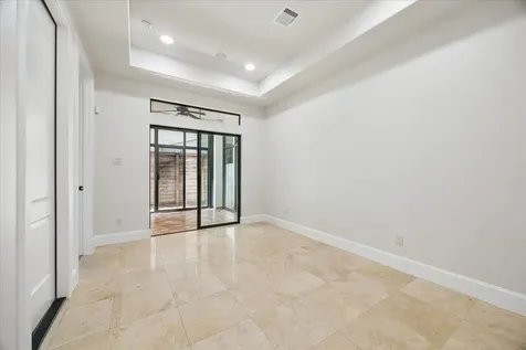 5218 Feagan Street F Houston TX 77007