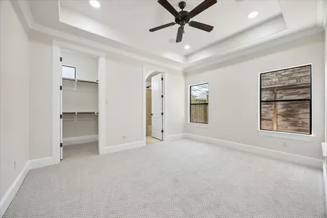 5218 Feagan Street F Houston TX 77007