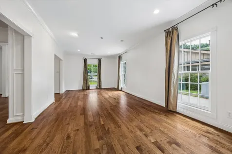 5210 Meadow Lake Lane Houston TX 77056