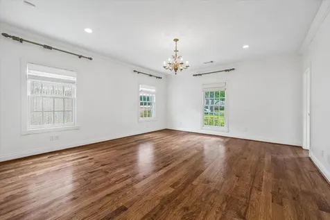 5210 Meadow Lake Lane Houston TX 77056