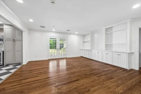 5210 Meadow Lake Lane Houston TX 77056
