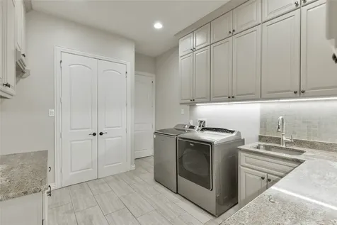 7815 Lake Mist Court Houston TX 77346