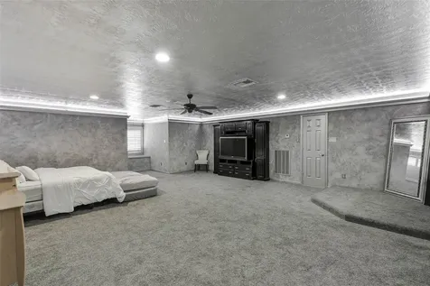 7815 Lake Mist Court Houston TX 77346