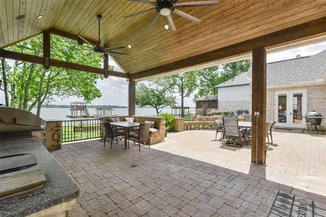 7815 Lake Mist Court Houston TX 77346