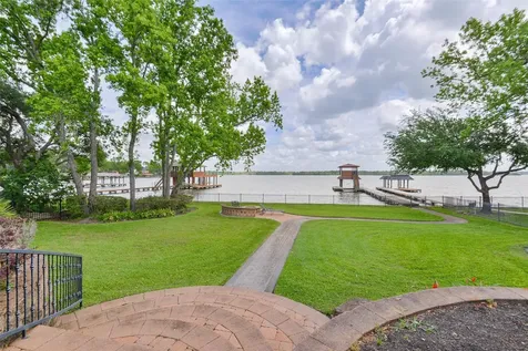 7815 Lake Mist Court Houston TX 77346