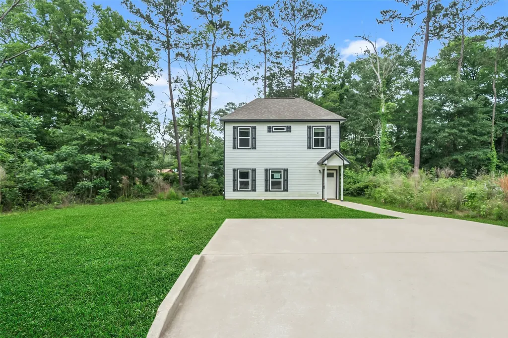 126 Indian Creek Circle Willis TX 77378