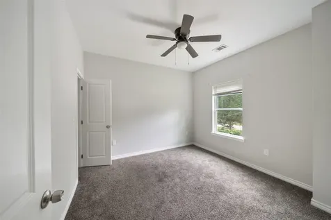 126 Indian Creek Circle Willis TX 77378