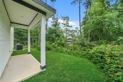 126 Indian Creek Circle Willis TX 77378