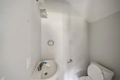 126 Indian Creek Circle Willis TX 77378