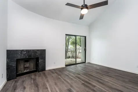 10811 Richmond Avenue 109 Houston TX 77042