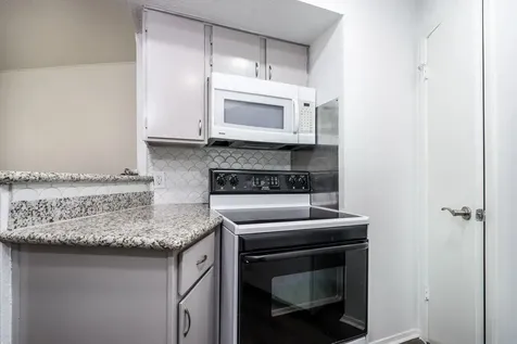 10811 Richmond Avenue 109 Houston TX 77042