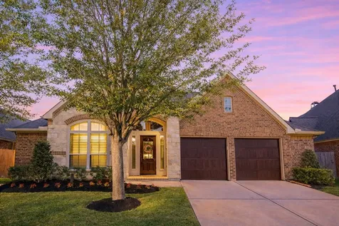 19814 Crested Peak Lane Cypress TX 77433