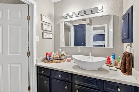 53 Wellington Park Baytown TX 77520