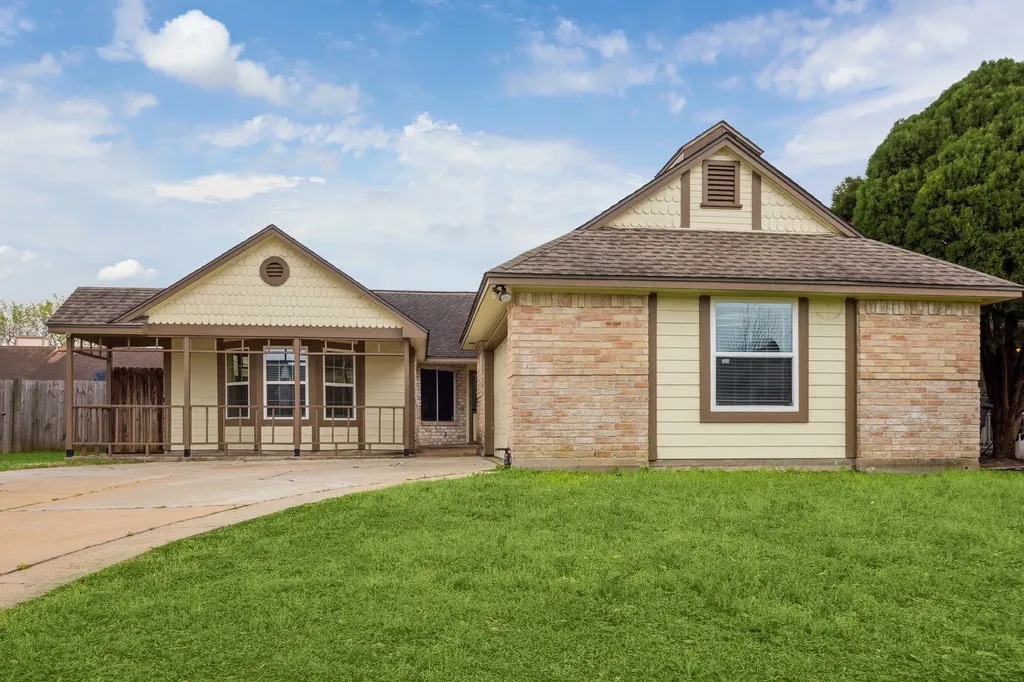 12007 Fairpoint Drive Houston TX 77099