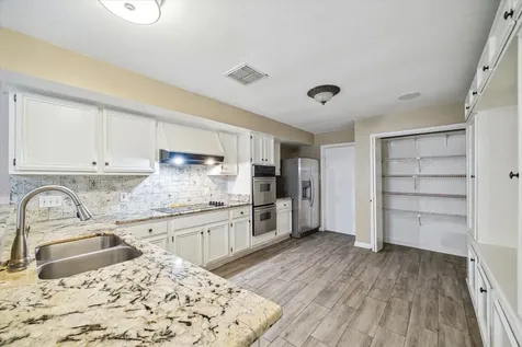 12007 Fairpoint Drive Houston TX 77099