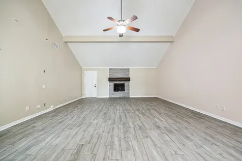 12007 Fairpoint Drive Houston TX 77099