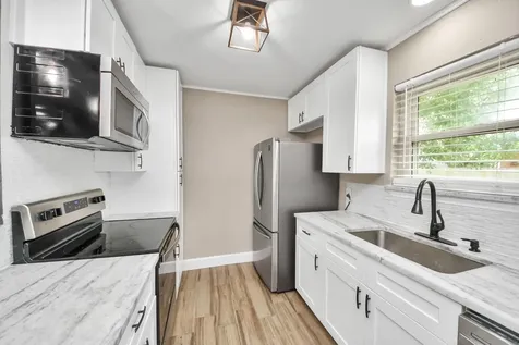12733 7th Street Santa Fe TX 77510