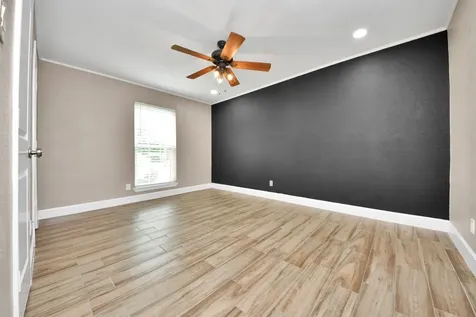 12733 7th Street Santa Fe TX 77510