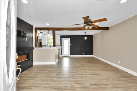 12733 7th Street Santa Fe TX 77510