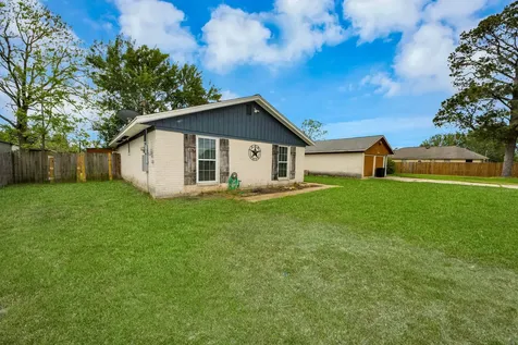 12733 7th Street Santa Fe TX 77510