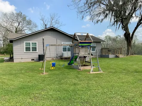 751 County Road 703 West Columbia TX 77486