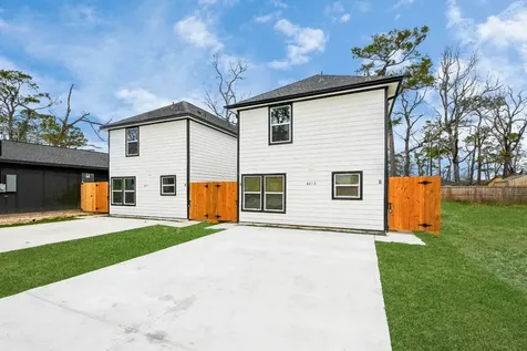 8213 Richland Drive A Houston TX 77028