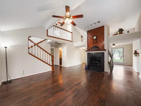 10913 Idlewood Court La Porte TX 77571