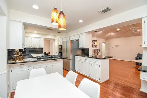 7635 Braesdale Lane Houston TX 77071
