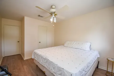 7635 Braesdale Lane Houston TX 77071