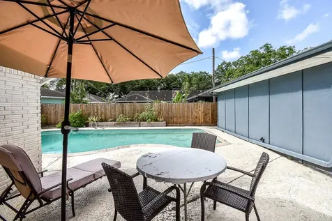 7635 Braesdale Lane Houston TX 77071