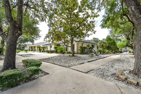 7635 Braesdale Lane Houston TX 77071